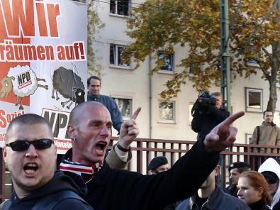 Die Feuerwehren – kein Platz Extremisten, Reichsbürger und Frauenfeinde
